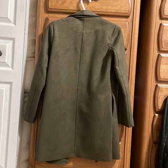 Dynamite Jacket/Coat - Picture 2 of 2